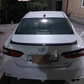 Toyota Camry 2022