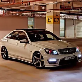 Mercedes-Benz C350 2009
