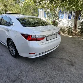 Lexus ES 350 2017
