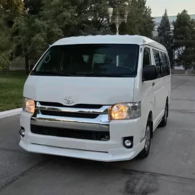 Toyota Hiace 2006