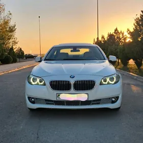 BMW F10 2011