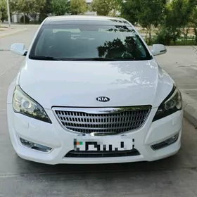 Kia Cadenza 2013