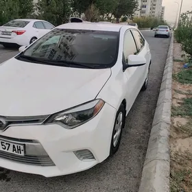 Toyota Corolla 2015