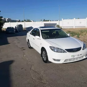 Toyota Camry 2003