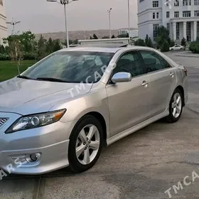 Toyota Camry 2011