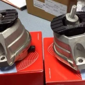 e60 motor podushka