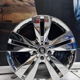 AZERA R18 HROM DISKA