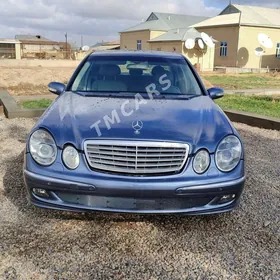 Mercedes-Benz E320 2003