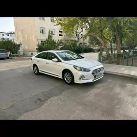 Hyundai Sonata 2018