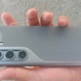 TECNO CAMON 40pro 8/256