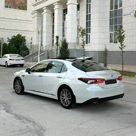 Toyota Camry 2023