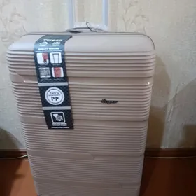 Чемодан
