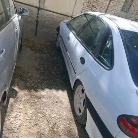 Renault Laguna 1 1999