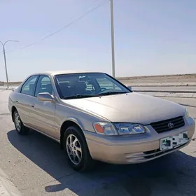 Toyota Camry 1997