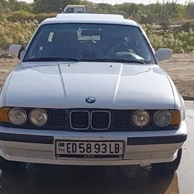 BMW 520 1990