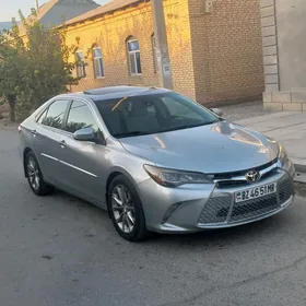 Toyota Camry 2016