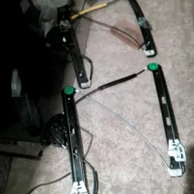 e46 steklopodyomnik