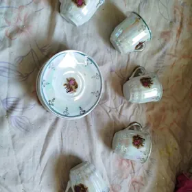 Кофейные чашки Мадонна.