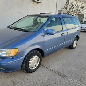 Toyota Sienna 2001