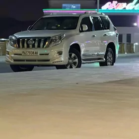 Toyota Land Cruiser Prado 2011