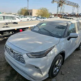 Toyota Highlander 2022