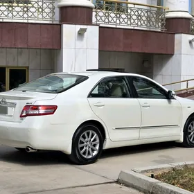 Toyota Camry 2010