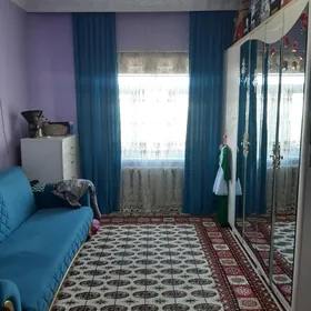 Мир 3, 3ком, 5/4 этаж