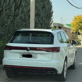 Volkswagen Touareg 2025