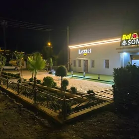 Kafe ùcin isgar