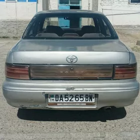 Toyota Camry 1993