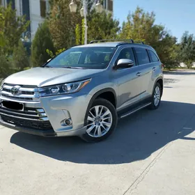 Toyota Highlander 2019