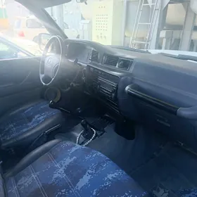 Toyota Land Cruiser 1991