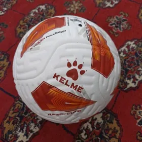 Kelme top