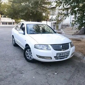 Nissan Sunny 2010