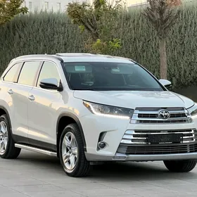Toyota Highlander 2019
