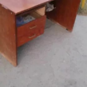 Стол