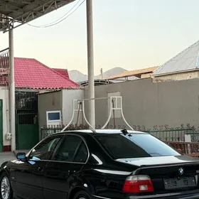 BMW 528 2003