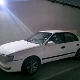 Toyota Corona 1995