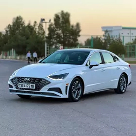 Hyundai Sonata 2022