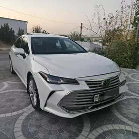Toyota Avalon 2018