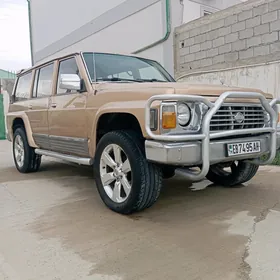 Nissan Patrol 1993