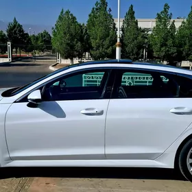 Kia K5 2021