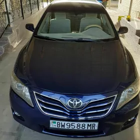 Toyota Camry 2010