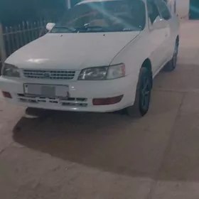 Toyota Corona 1995