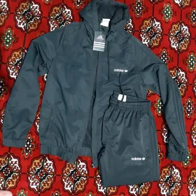Adidas sportiwka