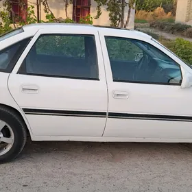 Opel Vectra 1990