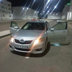 Toyota Camry 2010