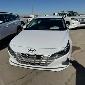 Hyundai Elantra 2021