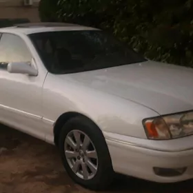 Toyota Avalon 1999