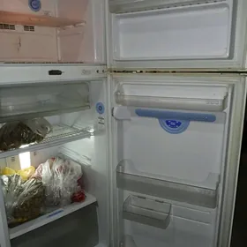LG holadinlik холодильник